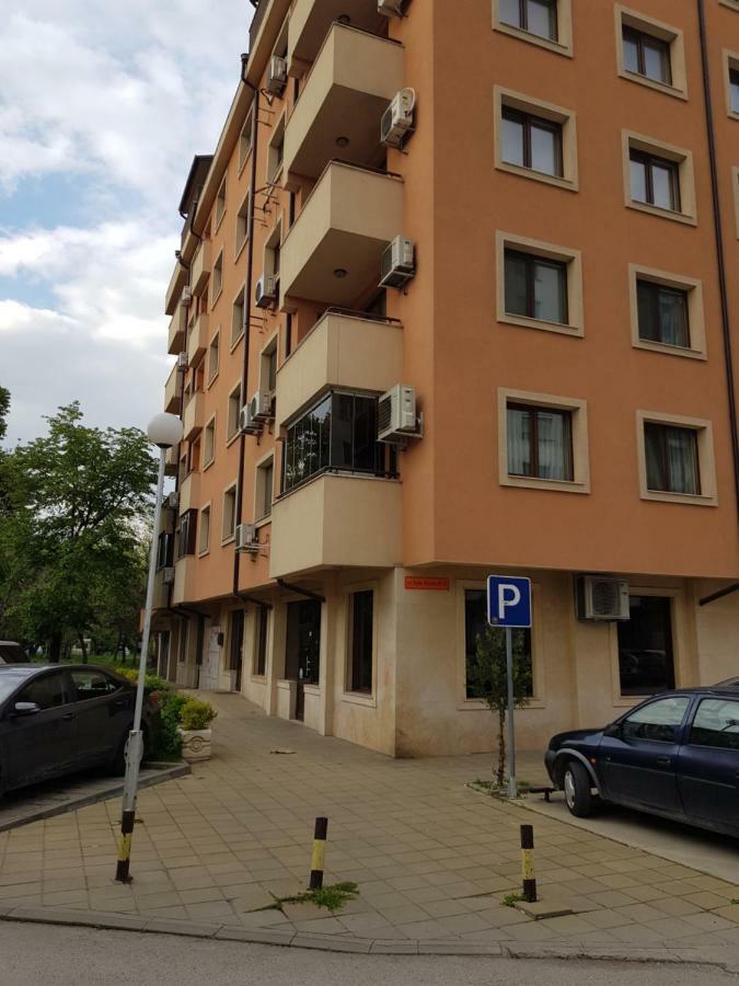 Хепи Апартмънтс Plovdiv Exterior photo